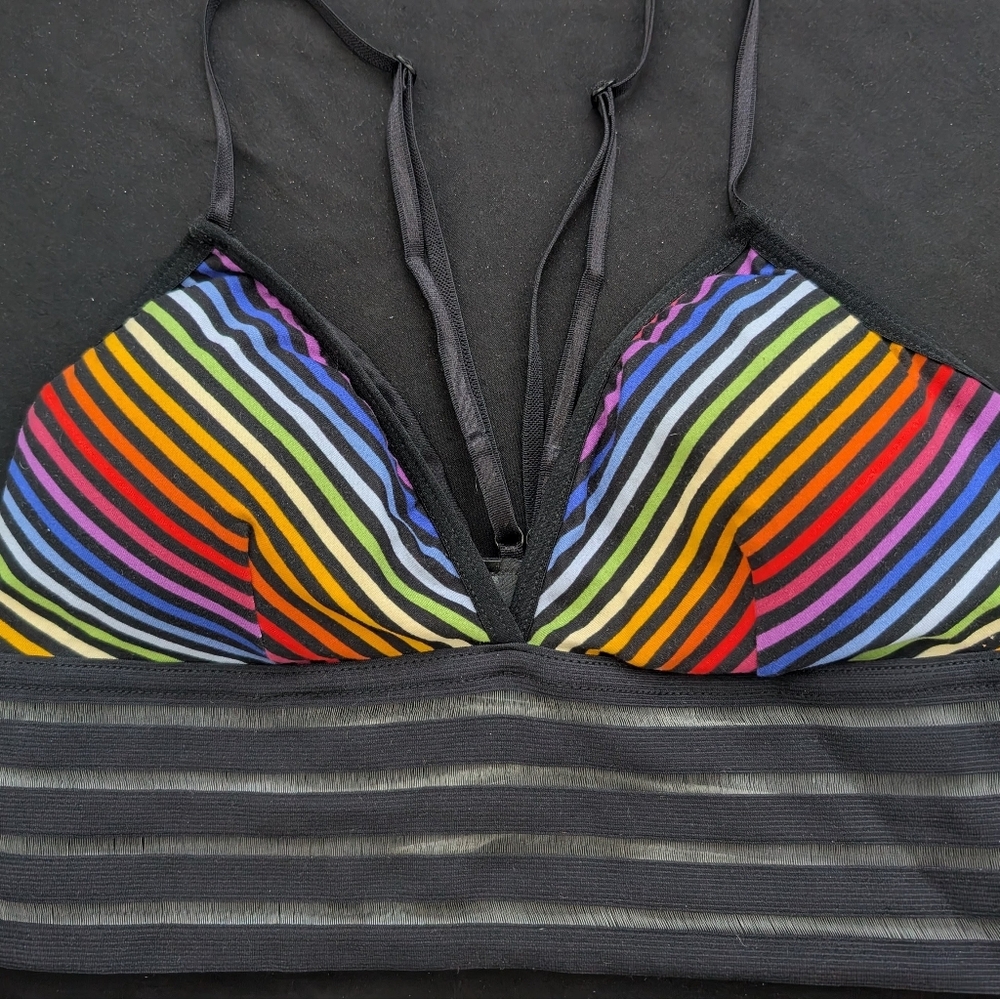 Colorful GuiltyLoveClub (Formerly CUTE BOOTY LOUNGE) DeadStock ACTIVE WEAR Top